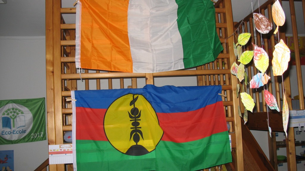 Cote d'Ivoire et Nouvelle Calédonie 